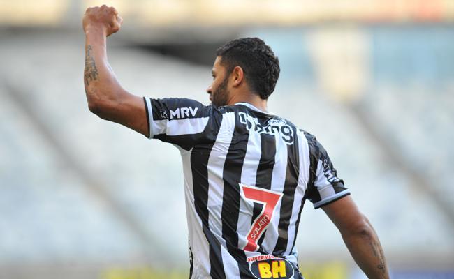 Hulk marcou duas vezes em vitria do Galo sobre a Caldense pela semifinal do Mineiro