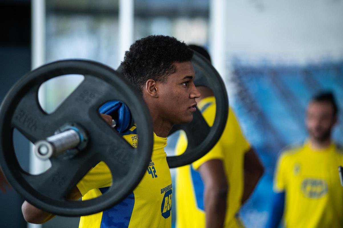 Imagens do treino do Cruzeiro na Toca da Raposa II nesta tera-feira (21/09)
