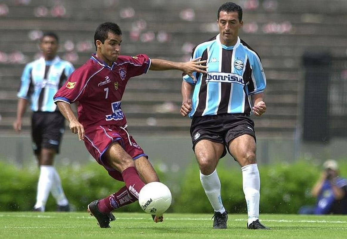 Grmio - em 2003, o Grmio passou o centenrio sem ttulos
