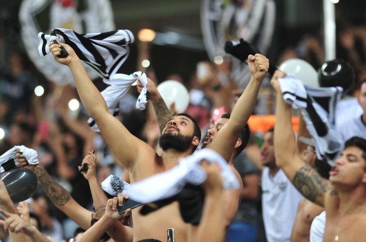 Fotos da torcida do Galo no Mineiro durante a semifinal da Copa Libertadores entre Atltico e Palmeiras (Alexandre Guzanshe/EM/DAPress 28/9/2021)