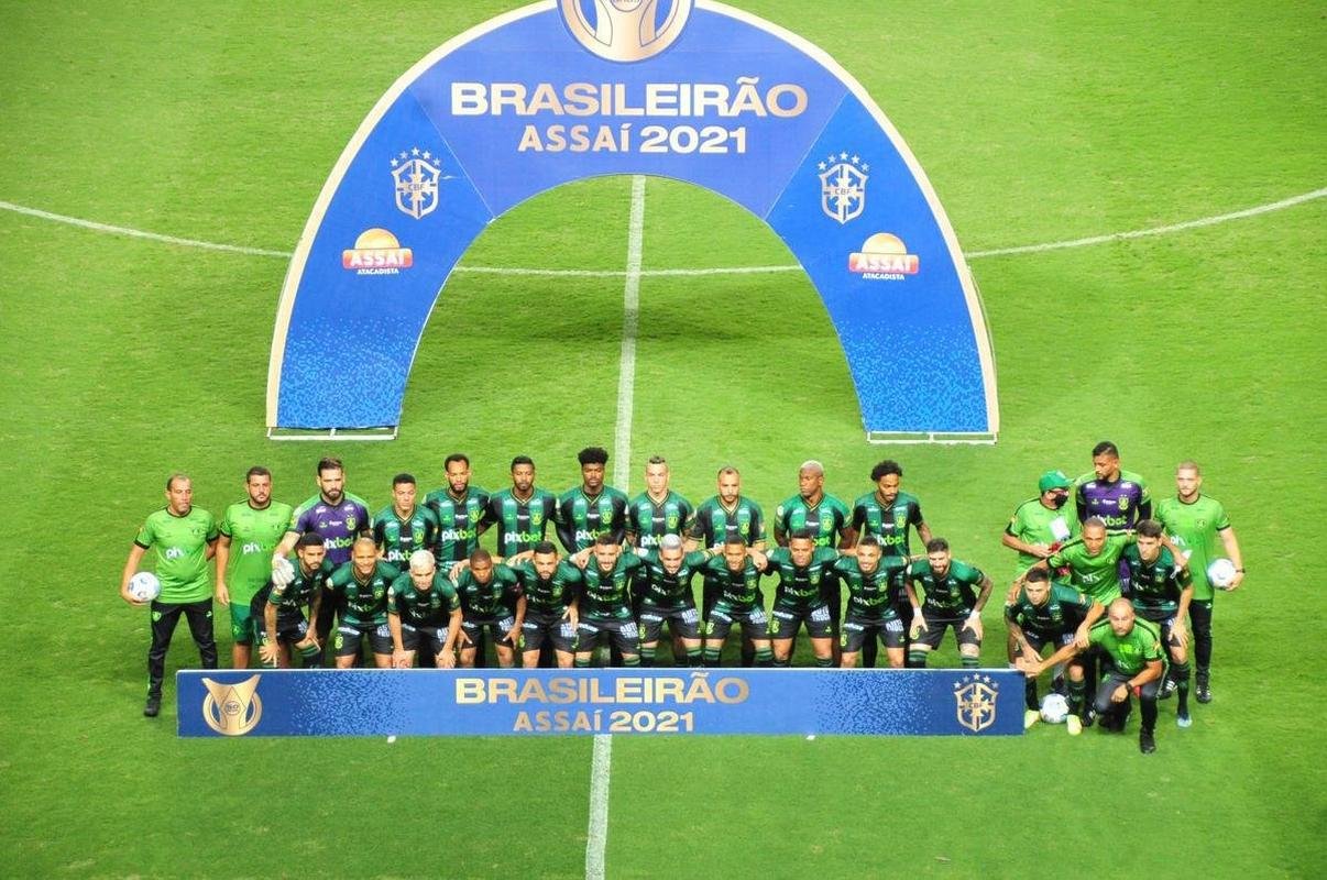 Fotos do jogo entre Amrica e So Paulo, no Independncia, em BH, pela ltima rodada do Campeonato Brasileiro de 2021