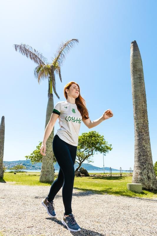 Amrica divulgou nesta quarta-feira um novo uniforme pr-jogo para esta temporada