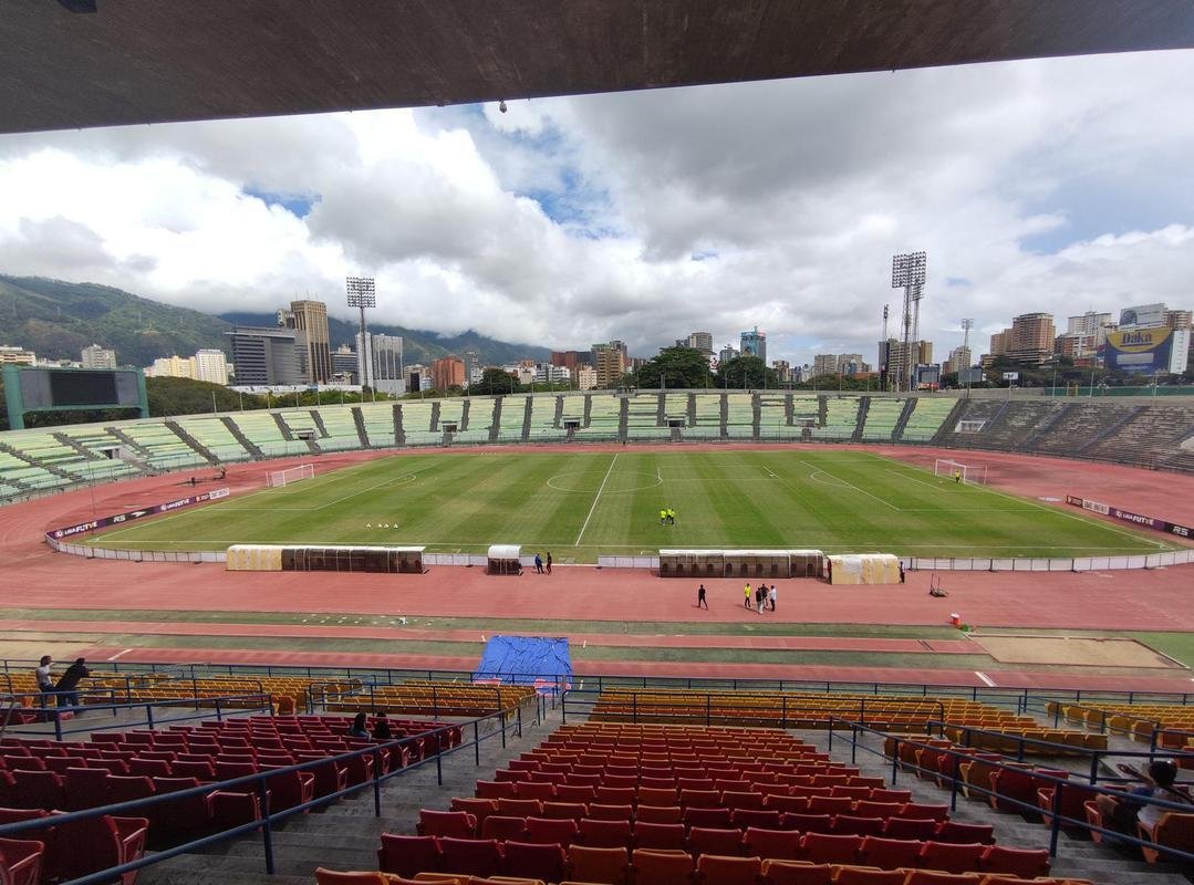 Olmpico UCV (Venezuela) - um jogo e um empate. Foi um gol marcado e um sofrido
