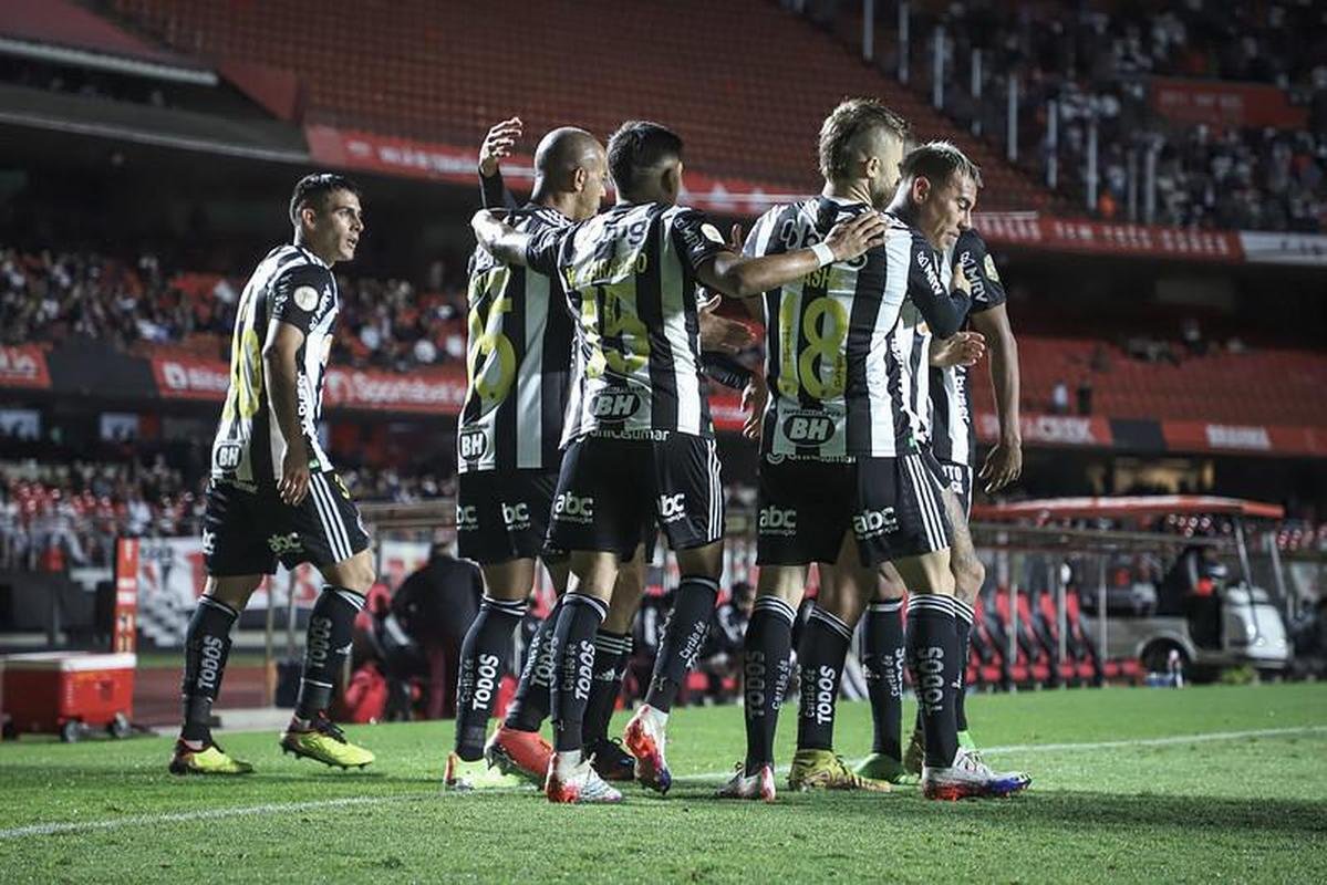 So Paulo e Atltico se enfrentaram nesta tera-feira (1/11) pela 35 rodada do Campeonato Brasileiro