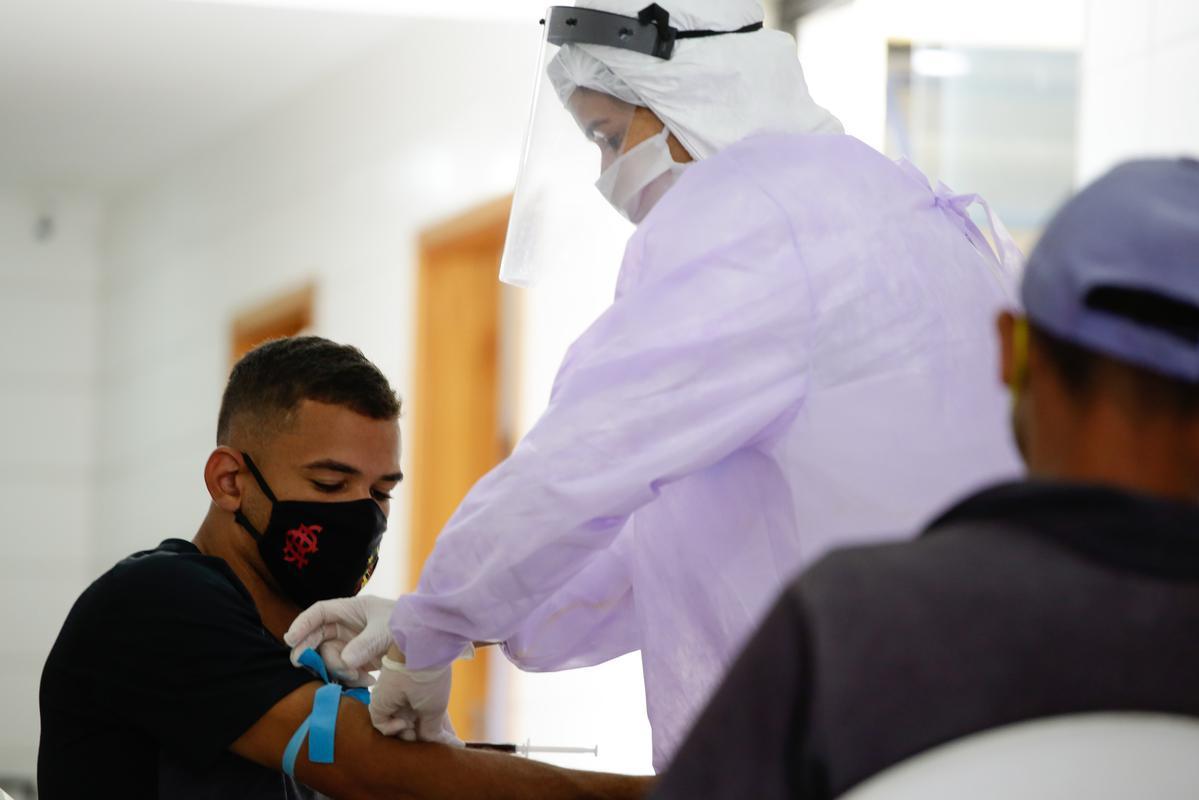 Foram 71 exames realizados pelo clube, no total, na manhã desta segunda-feira no CT José de Andrade Médicis