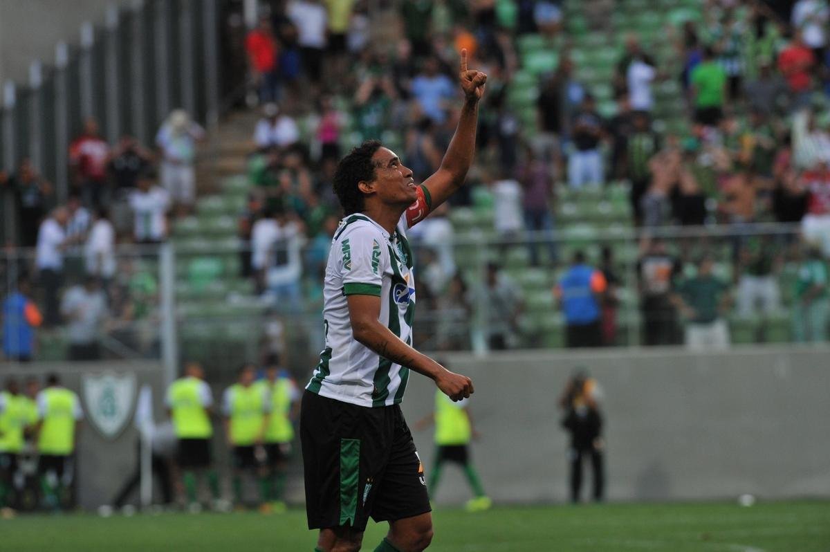 Zagueiro americano Rafael Lima marcou o gol do ttulo sobre o CRB e emocionou o Independncia