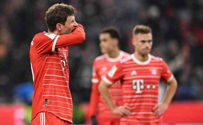 Bayern s empatou com o Frankfurt neste sbado