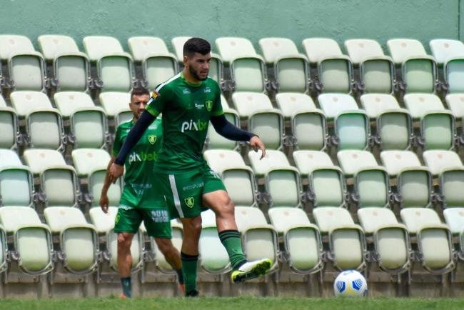 Reapresentao e treinamento do Amrica nesta segunda-feira (08/11), no CT Lanna Drumond, em Belo Horizonte, aps a derrota por 1 a 0 para o Atltico. 
