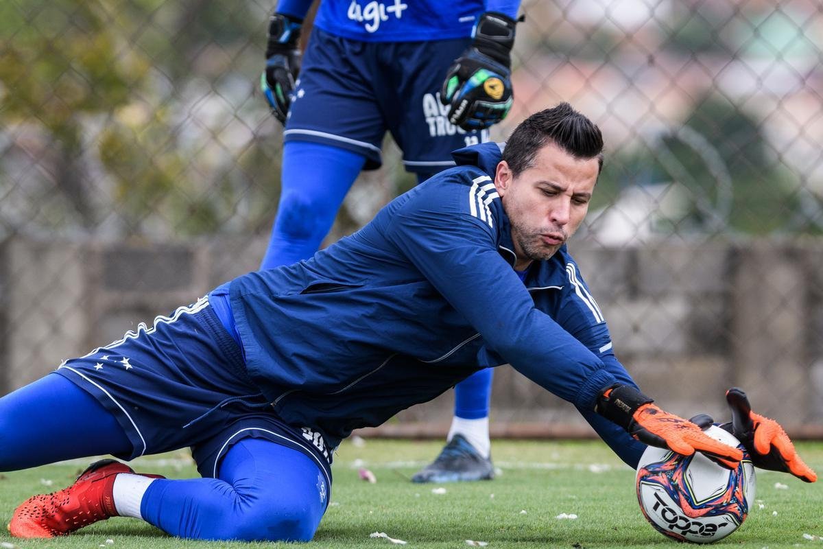 Fotos do treino do Cruzeiro deste domingo (31/10) na Toca II