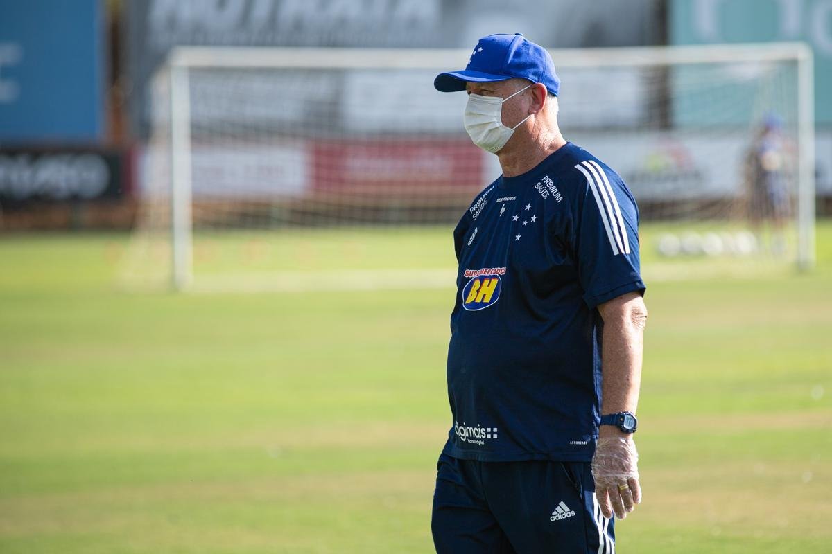 Fotos do treino do Cruzeiro desta segunda-feira (23/11) em Chapecó-SC