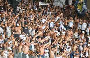 Fotos da torcida do Atltico no clssico contra o Cruzeiro, no Mineiro