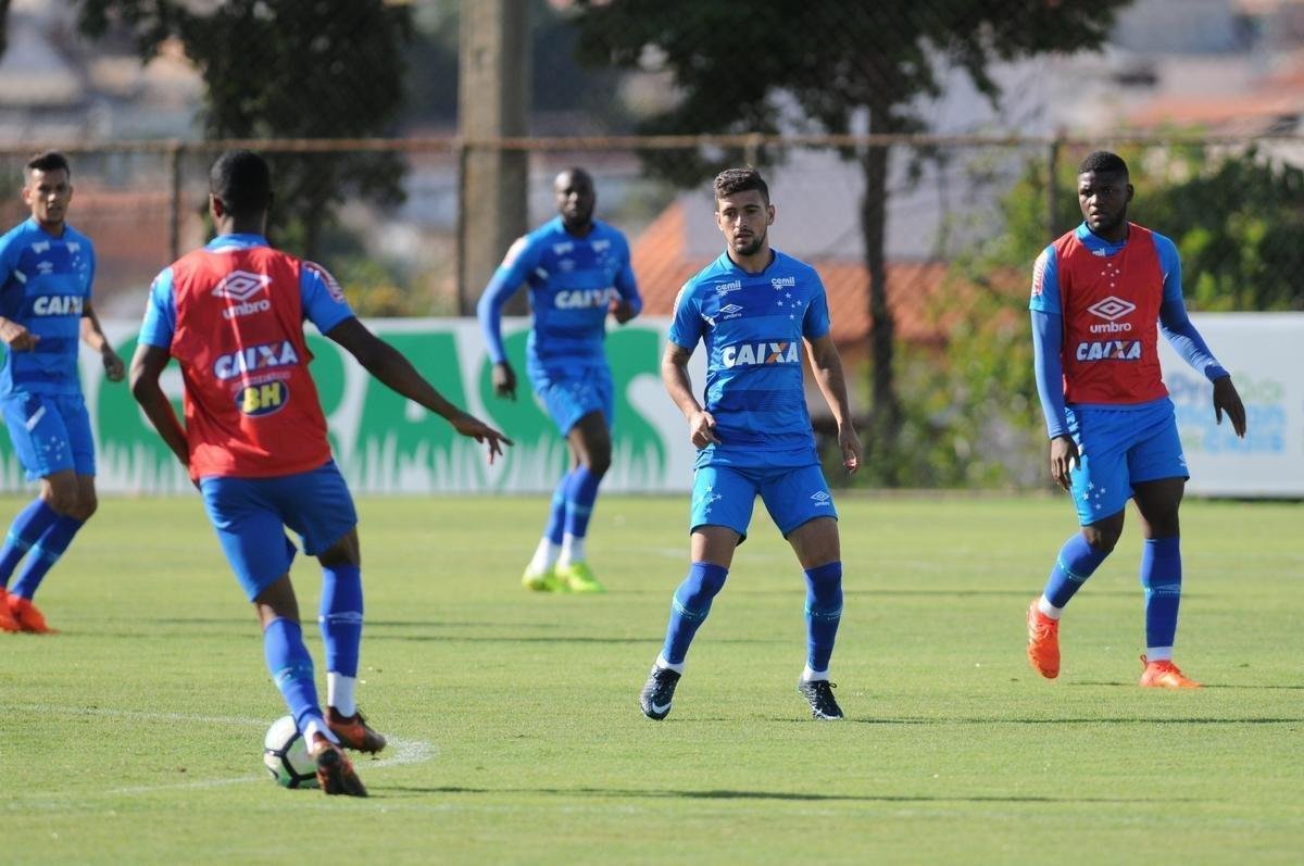 Fotos do treino do Cruzeiro desta sexta-feira (3/11), na Toca da Raposa II (Leandro Couri/EM D.A Press)