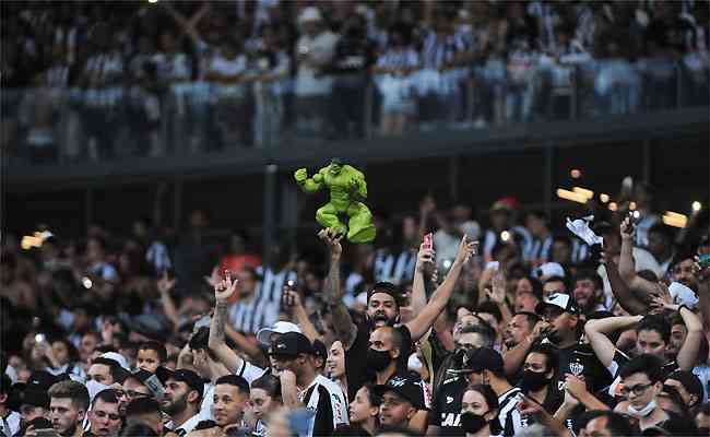 Galo pode bater recorde de público do Novo Mineirão nesta quarta