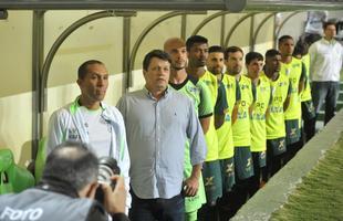 Tcnico Adilson Batista durante sua estreia no comando do Amrica, diante do Internacional