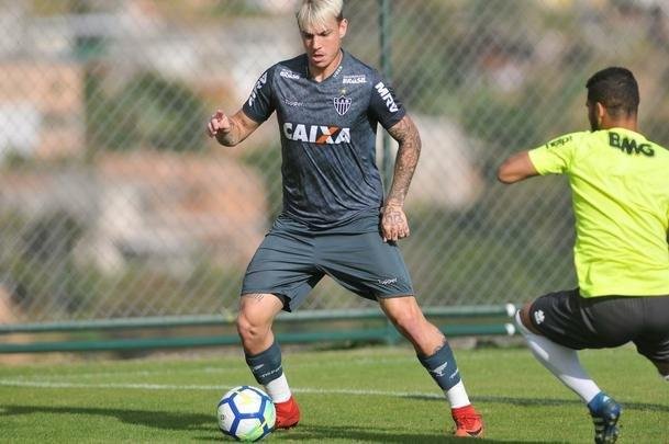 Atltico derrotou Coimbra em jogo-treino na Cidade do Galo com gols de Galdezani, Edinho e Fbio Santos