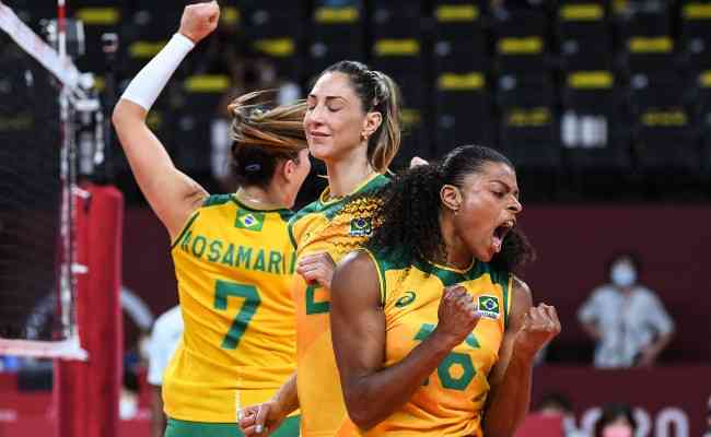 Jogos: Brasil bate Coreia do Sul e pega EUA na final do vôlei feminino