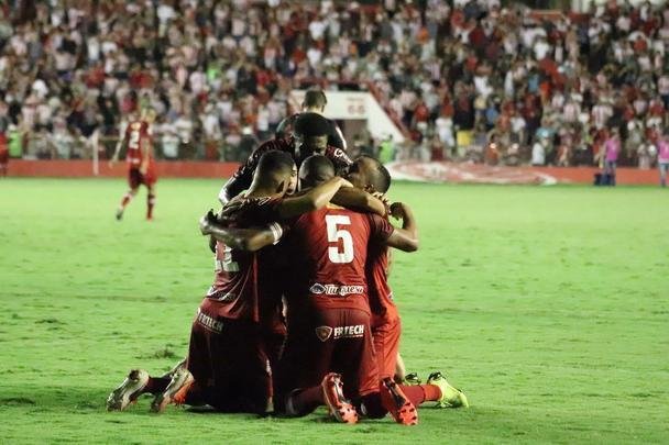 Com um golaço marcado por Josa e outro por Jimenez, ambos volantes, o Náutico engatou uma sequência de três vitórias seguidas em casa. Esta foi a terceira partida de maior público do Náutico na Terceirona, com 9.419 alvirrubros presentes