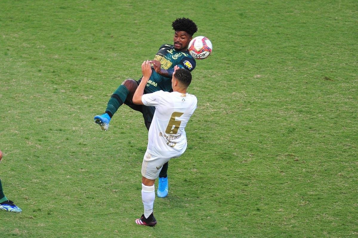 Fotos do jogo entre Amrica e Cruzeiro, pela semifinal do Mineiro