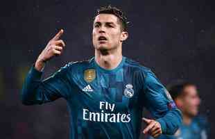De bicicleta, Cristiano Ronaldo marcou o segundo gol merengue
