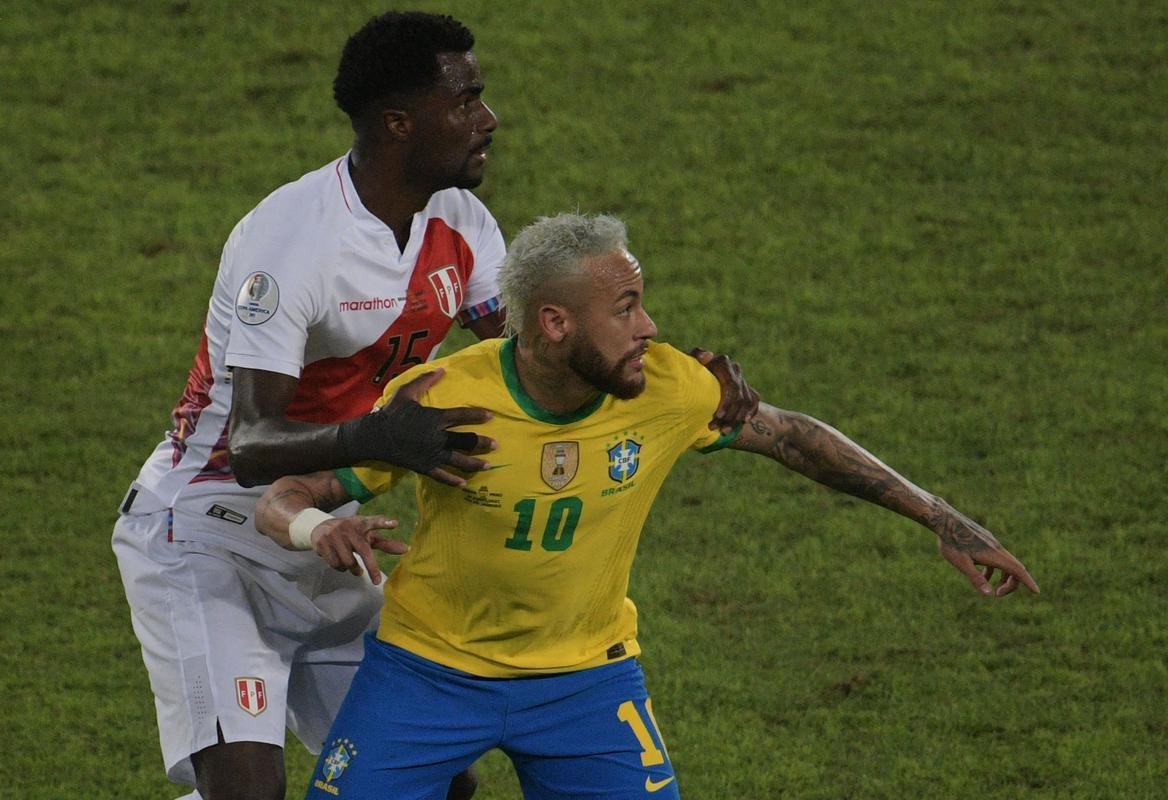 Brasil e Peru se enfrentaram pela segunda rodada do Grupo B da Copa Amrica