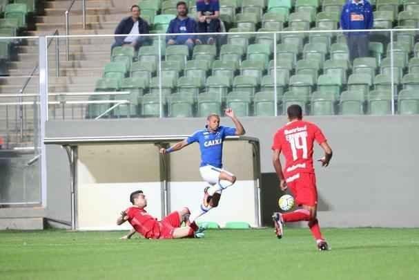 Fotos de Cruzeiro x Internacional, no Independncia, pela 18 rodada do Campeonato Brasileiro