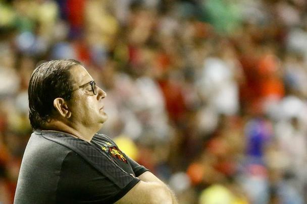 Na Ilha do Retiro, o Sport recebeu o América-MG para tentar buscar sua terceira vitória consecutiva