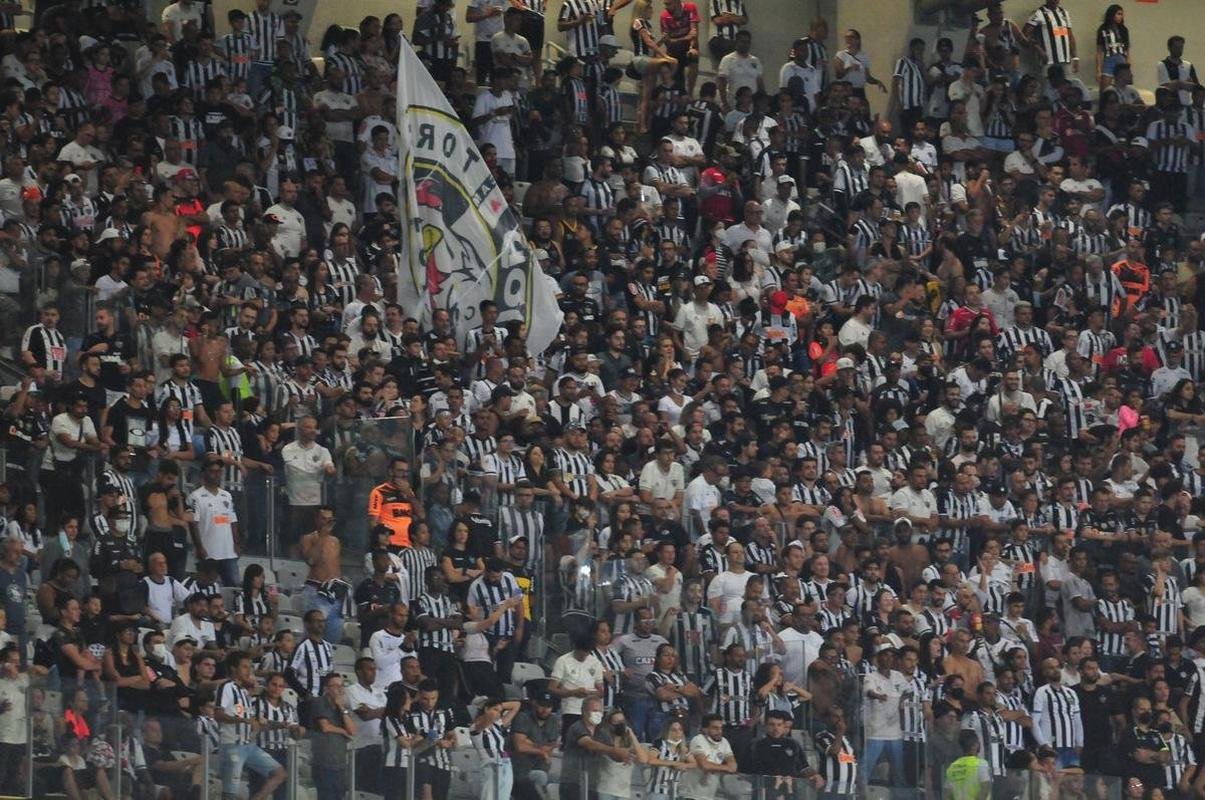 Fotos do jogo entre Atltico e Brasiliense, no Mineiro, pela Copa do Brasil