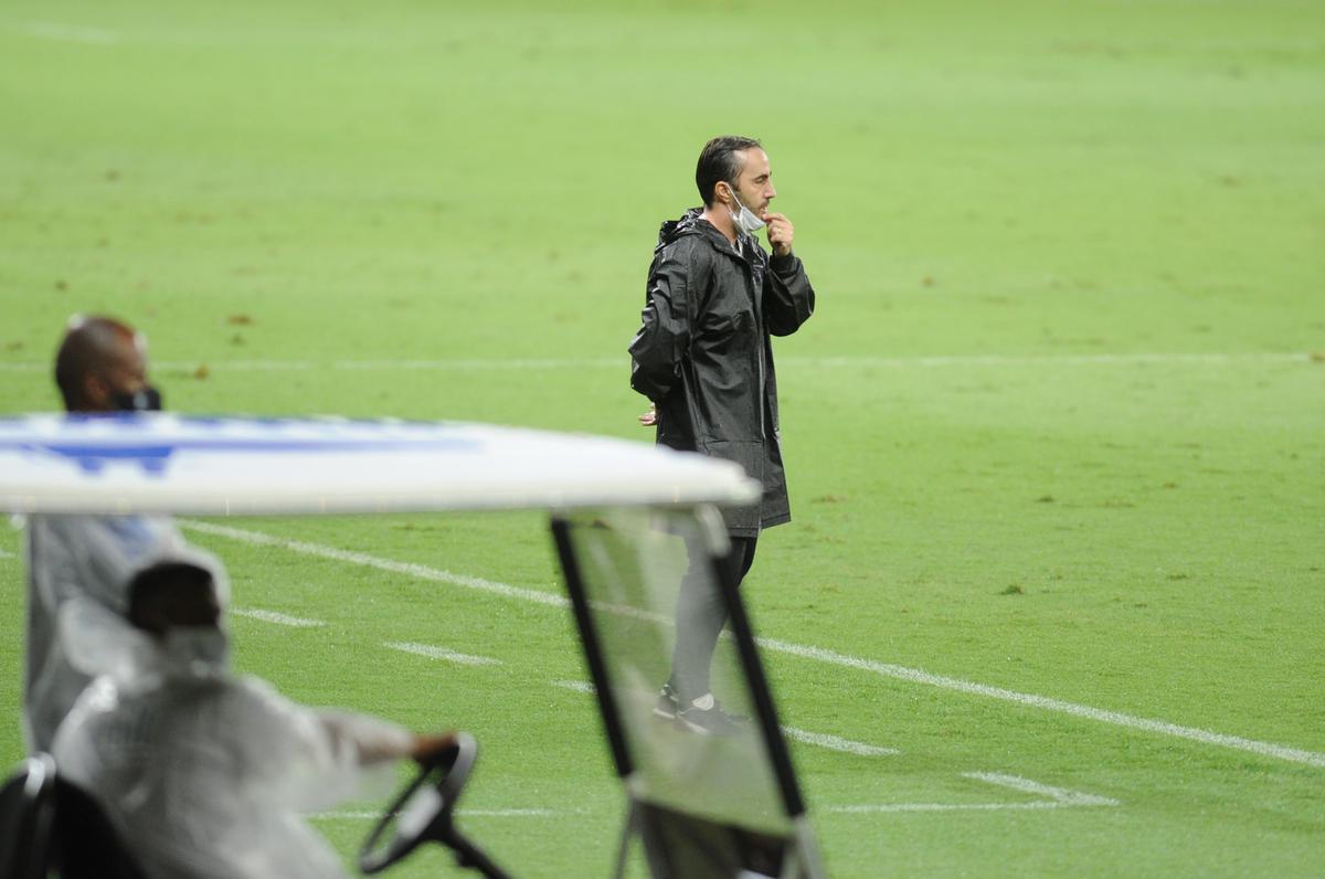 Foto do jogo entre Atltico e Athletico-PR, no Mineiro, em Belo Horizonte, remarcado e vlido pela sexta rodada do Campeonato Brasileiro (18/11/2020)