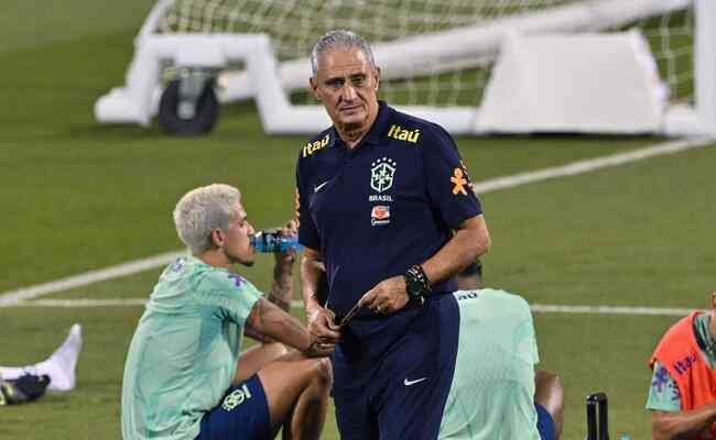 Tite define Brasil com mudanças para enfrentar Camarões; veja