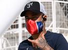 Bolsonaro deseja sorte a Neymar na final da Liga dos Campees: 'O pai ta on'