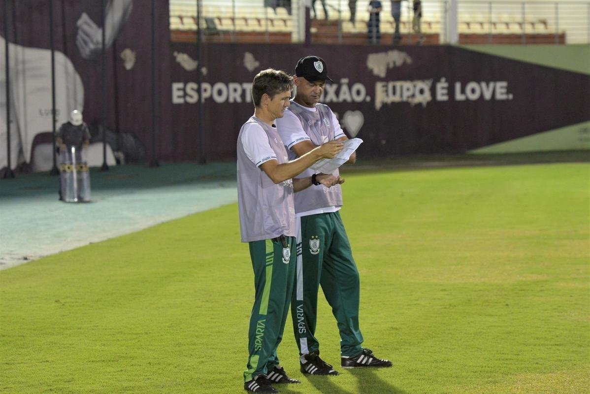 Amrica enfrentou o time paulista no estdio Fonte Luminosa