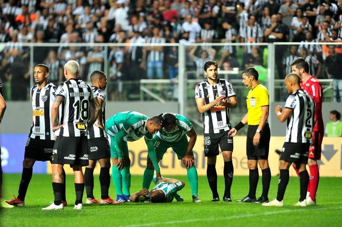 Fotos do primeiro tempo do jogo entre Atltico e La Equidad, no Independncia, pelas quartas de final da Copa Sul-Americana