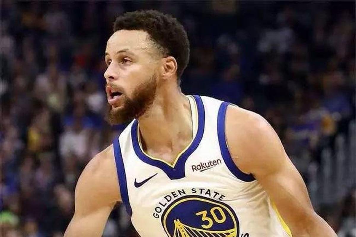 5 - Stephen Curry (Basquete): R$ 482,56 milhes nos ltimos 12 meses