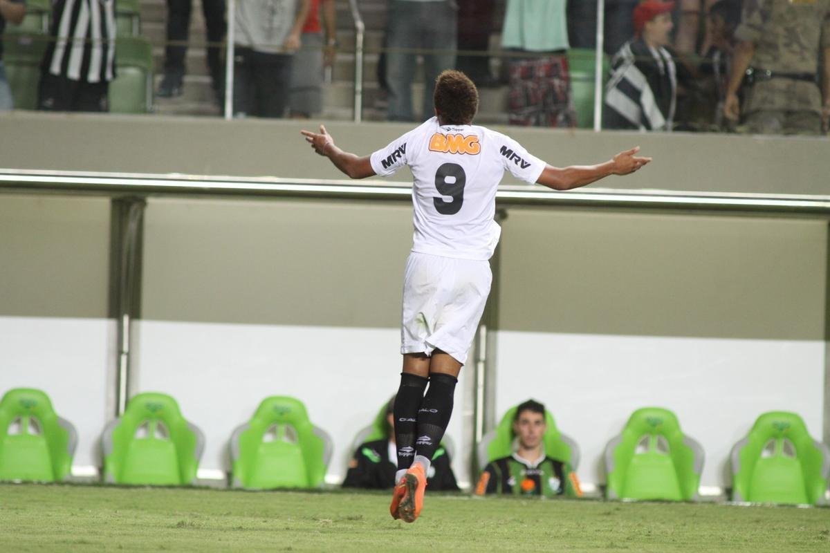 Final do Campeonato Mineiro de 2012 - No jogo de ida da deciso com o Amrica, no Independncia, o Galo saiu na frente com gol de Andr, mas levou o empate nos acrscimos. 