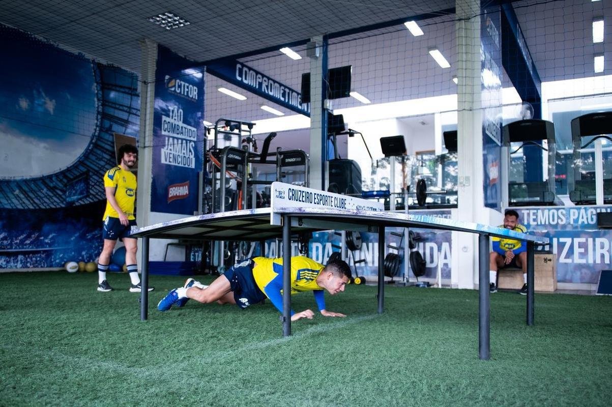 Fotos do treino do Cruzeiro desta segunda-feira (18/10)