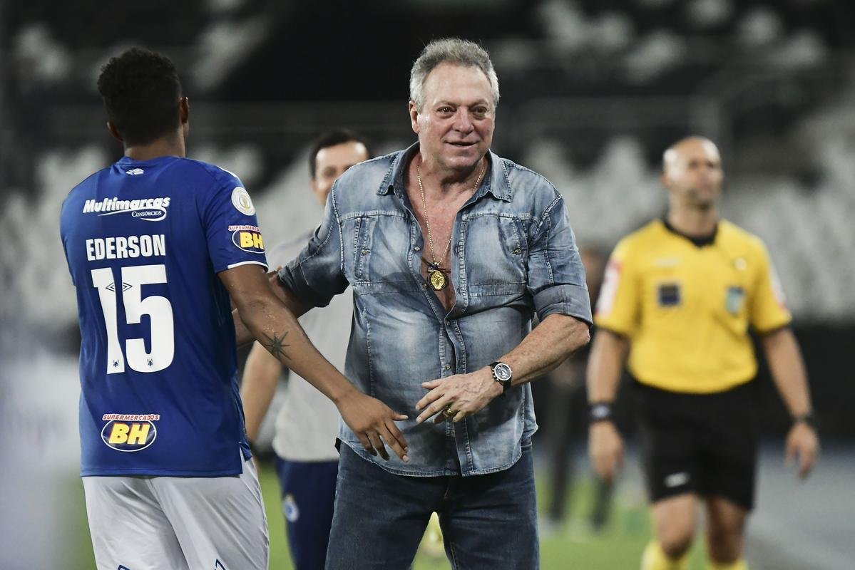 Fotos de Botafogo x Cruzeiro, no estdio Nilton Santos, pela 29 rodada do Brasileiro