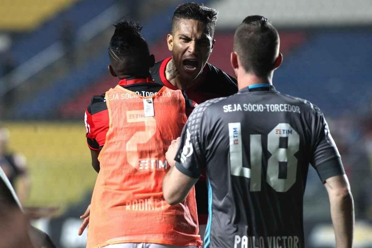Guerrero marcou o gol de empate do Flamengo diante do Cruzeiro
