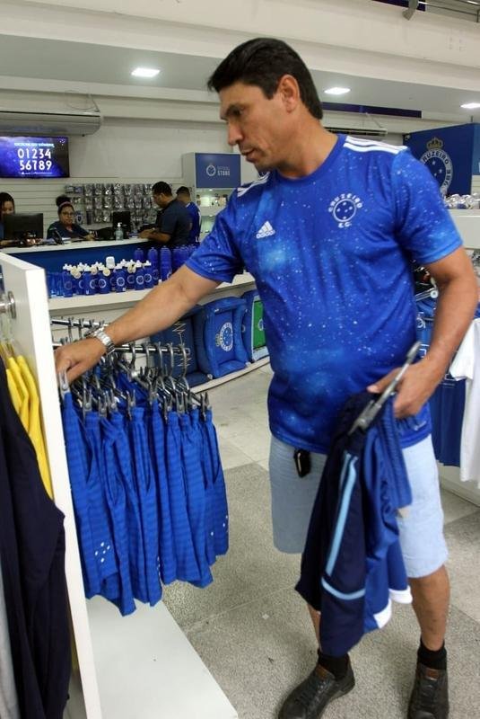 Na manh seguinte ao acesso do Cruzeiro, Belo Horizonte amanheceu 