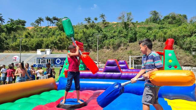 Caravana do Cruzeiro reuniu milhares de torcedores na cidade de Machado, no Sul de Minas