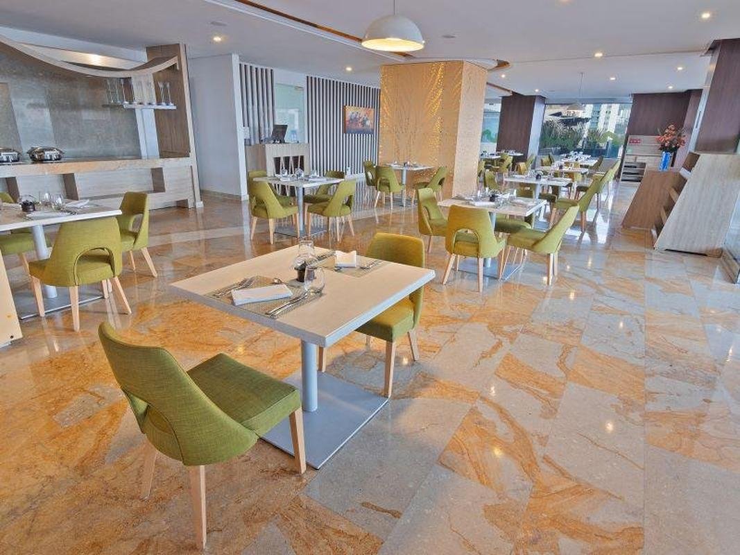 Fotos do Sonesta Hotel, local em que o Amrica est hospedado em Ibagu, na Colmbia, para enfrentar o Tolima, pela Copa Libertadores