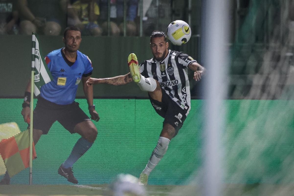 Fotos do jogo entre Gois e Atltico no Estdio da Serrinha, em Goinia, pela quarta rodada do Campeonato Brasileiro