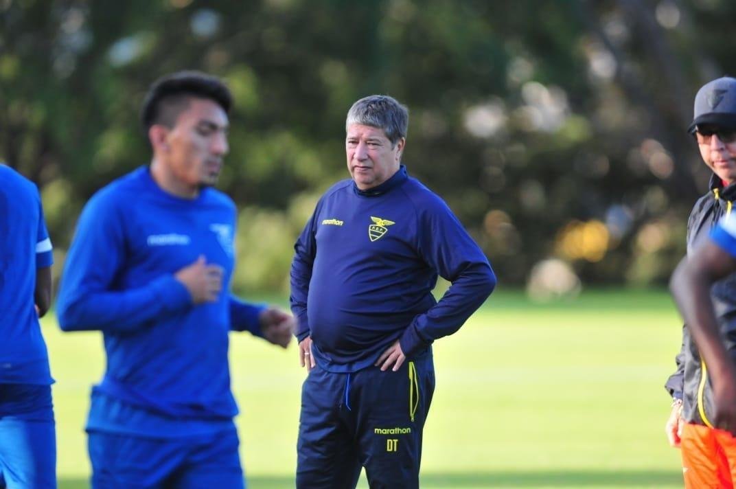Imagens do treino do Equador na Toca da Raposa II