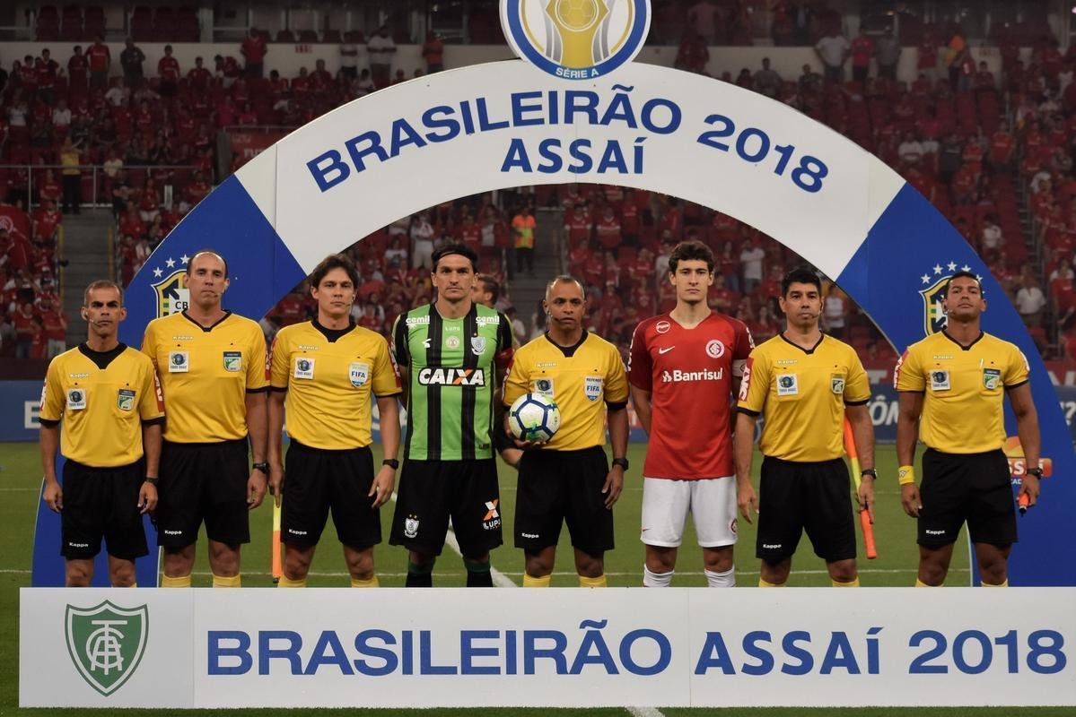 Amrica enfrentou o Internacional, no Beira-Rio, em Porto Alegre, pela 34 rodada do Brasileiro