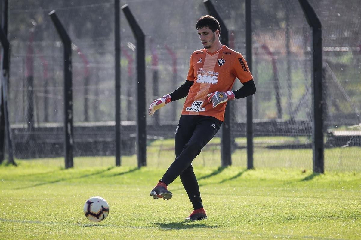 Nesta quarta-feira, Atltico treinou no centro de treinamento do Newell's Old Boys, em Rosrio, visando  partida de ida da semifinal da Copa Sul-Americana, diante do Coln. O duelo ser nesta quinta-feira, s 21h30, em Santa F, na Argentina.