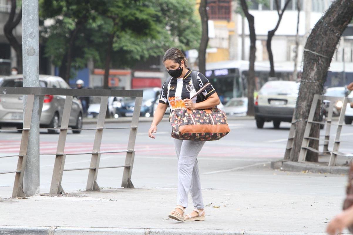 Fotos de atleticanos nas ruas de BH na manh desta segunda-feira (29/11)