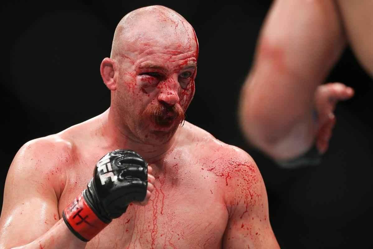 Patrick Cummins (foto) venceu Gian Villante por deciso dividida 
