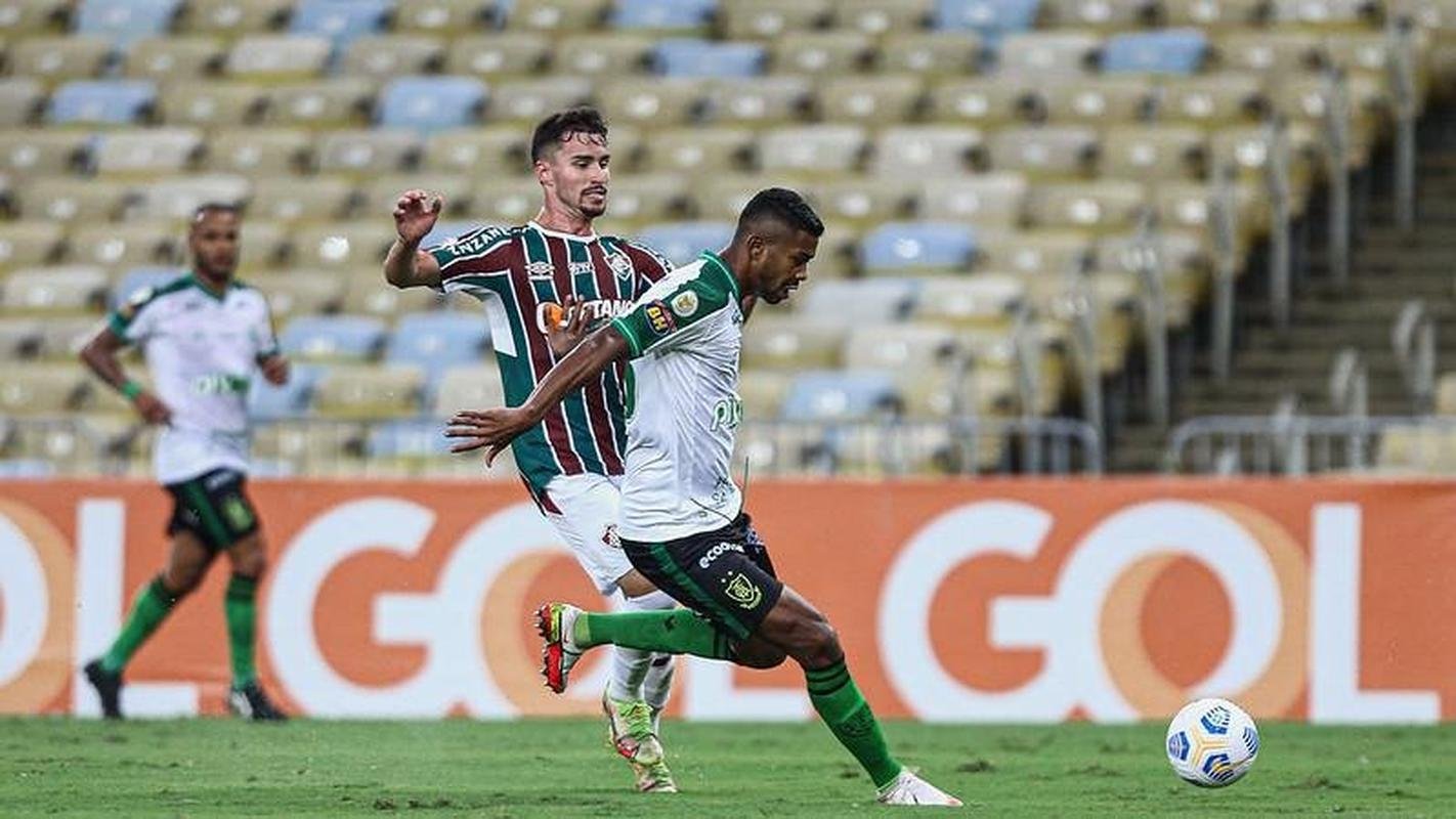 Fotos da vitria do Fluminense sobre o Amrica, no Maracan, no Rio de Janeiro, pela 34 rodada do Campeonato Brasileiro