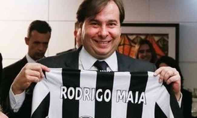 Rodrigo Maia não gostou da venda do Botafogo
