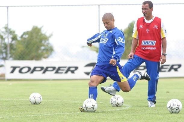 OUTUBRO - Dia a dia de treinos do Cruzeiro na temporada que culminou com a Trplice Coroa