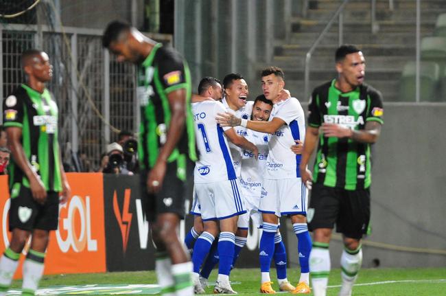 Fotos do clssico entre Amrica-MG e Cruzeiro